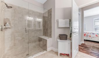 5438 SUNSET FALLS Dr, Apollo Beach, FL 33572