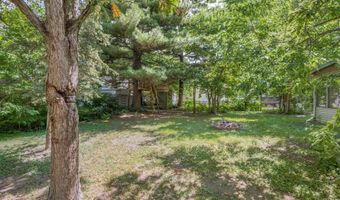 539 Brisbin St, Anoka, MN 55303