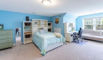 6 Crescent Dr, Bow, NH 03304