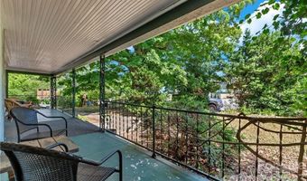 2 Westwood Pl, Asheville, NC 28806