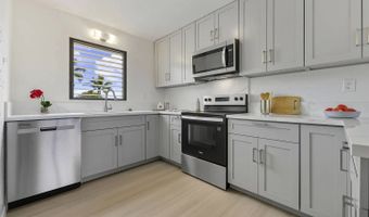 98-500 Kaonohi St #473, Aiea, HI 96701