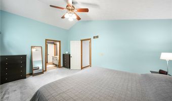 205 IRONWOOD Cir, Aurora, OH 44202