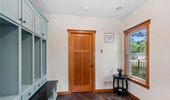 405 Oak Ave N, Annandale, MN 55302