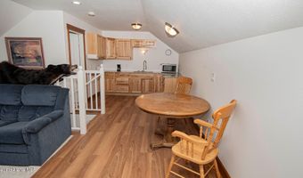 688 Champs Rd, Bonners Ferry, ID 83805