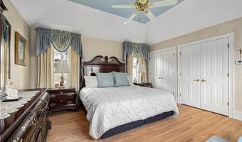 90 Putnam Pike, Johnston, RI 02919