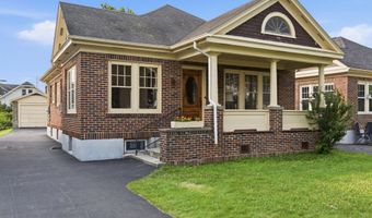 79 Edgecomb St, Albany, NY 12209