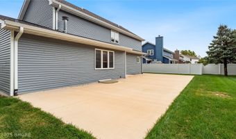 708 13th St SW, Altoona, IA 50009