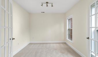 322 N GEORGE MASON Dr, Arlington, VA 22203