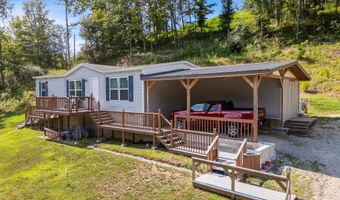 2801 Fudges Creek Rd, Barboursville, WV 25504