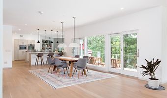 21 Fairview Ave, Hopkinton, RI 02832