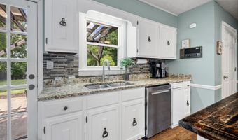 827 CREEK Trl, Anniston, AL 36206