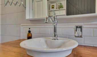 10889 Ridge Rd SW, Amanda, OH 43102