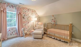 8 Flowering Cherry Dr, Asheville, NC 28805