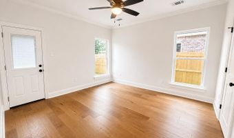 3252 Jackson St, Baker, LA 70714