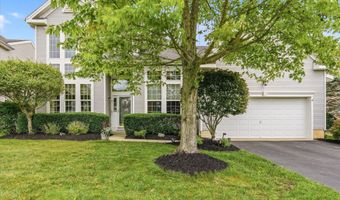 8 Meadowbrook Aly, Barnegat, NJ 08005