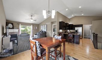 303 S Stewart St, North Liberty, IA 52317