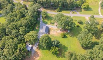 1000 Point Mason Rd, Big Sandy, TN 38221