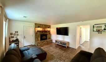 61 Westbrook Dr, Batesville, IN 47006