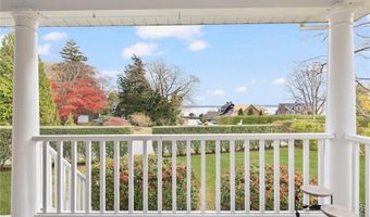 63 Longfellow Rd, Jamestown, RI 02835