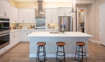 10631 Silver Pond Ave, Las Vegas, NV 89135