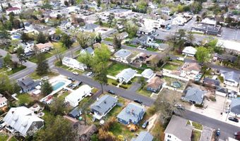 238 Forepeak Ave, Beachwood, NJ 08722