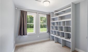 12 Park Ave 13, Narragansett, RI 02882