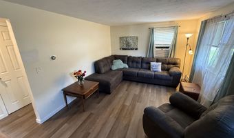 7 Willow St, Allenstown, NH 03275