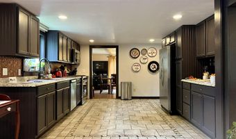 127 Swan Lake Ave, Belfast, ME 04915