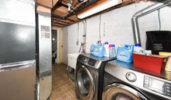 3629 WHITEHALL Ln, Philadelphia, PA 19114