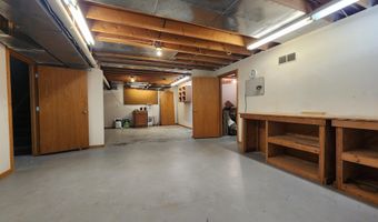 5390 Pheasant Ct, Alma, MI 48801