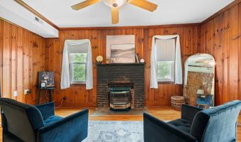 687 Gidsville Rd, Amherst, VA 24521