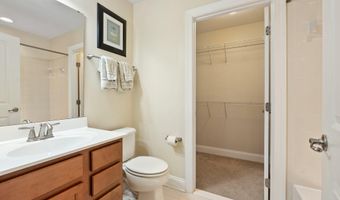25792 RACING SUN Dr, Aldie, VA 20105