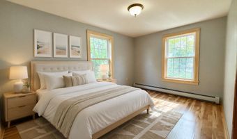 5 Greenfield Ave, Bangor, ME 04401