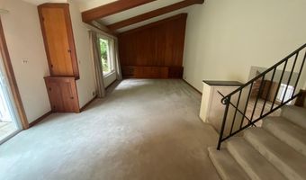6411 E HALBERT Rd, Bethesda, MD 20817