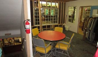 1332 COMMERCIAL St, Astoria, OR 97103