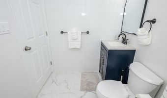 1002 TYLER Ave, Annapolis, MD 21403