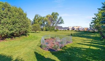 1900 E ORCHARD BLOSSOM Dr, Appleton, WI 54915
