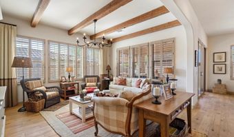 92 ALMARTE Dr, Carefree, AZ 85377