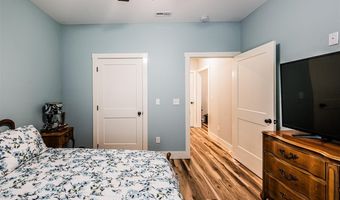 1361 Walkers Chapel Rd, Adolphus, KY 42120