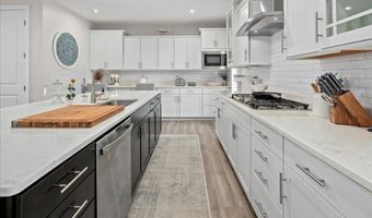 8125 BOCK FARM Pl, Alexandria, VA 22306