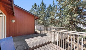 2320 NE Wells Acres Rd, Bend, OR 97701