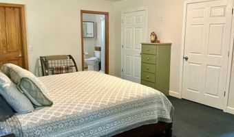 6947 205th Trl, Albia, IA 52531