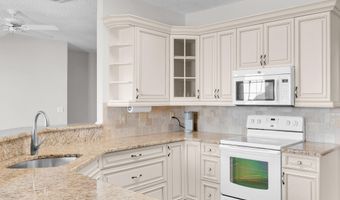 96 Sandpiper Dr, Bayville, NJ 08721