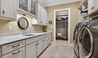262 Dietrich Rd, Ballwin, MO 63021