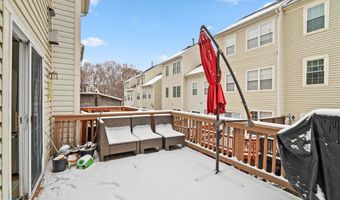 5317 CHIEFTAIN Cir, Alexandria, VA 22312