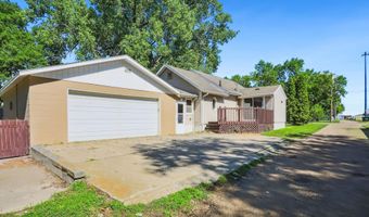 1517 SW 9th Ave, Aberdeen, SD 57401