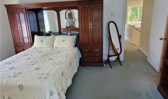 15 Hammersmith Rd 33, Newport, RI 02840