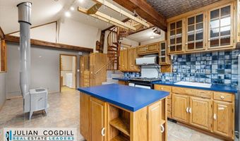 9267 Red Creek Rd, Casper, WY 82604