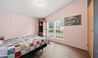 510 Missouri River Ct, Adrian, MI 49221