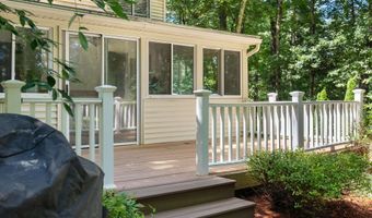 79 Lancaster Farm Rd, Salem, NH 03079
